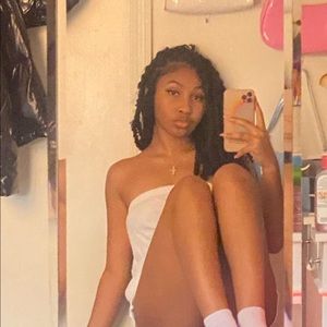 Meet your Posher, Crisiana